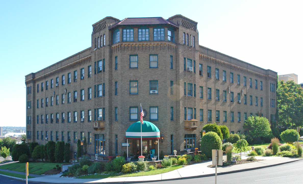 Culmstock Arms Apartments in Spokane, WA - Building Photo