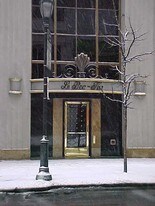 1523 Walnut St in Philadelphia, PA - Building Photo