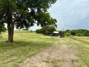 3166 S FM 730 in Decatur, TX - Building Photo - Building Photo