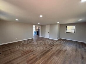 1055 Motley Rd in Hopkins, SC - Building Photo - Building Photo