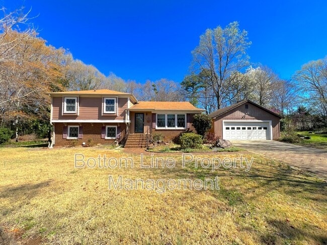 property at 2534 Gum Wood Ct