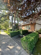 3636 Folsom Blvd in Sacramento, CA - Building Photo - Building Photo