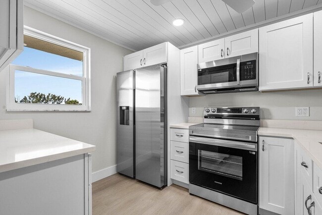 2601 NE 3rd Ct in Boynton Beach, FL - Building Photo - Building Photo