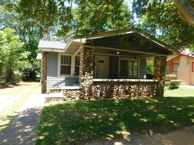 8020 4th Ave S in Birmingham, AL - Foto de edificio - Building Photo