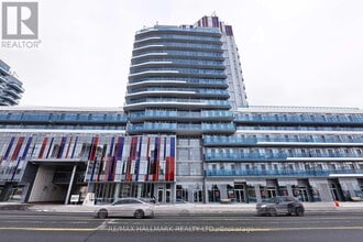 9471-9471 Yonge St in Richmond Hill, ON - Building Photo - Building Photo