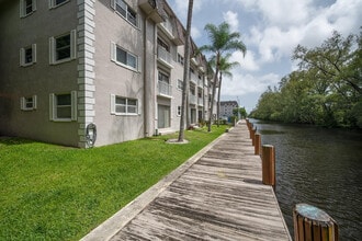 5951 NE 14th Ln in Fort Lauderdale, FL - Building Photo - Building Photo