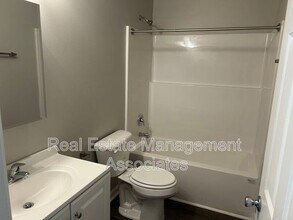 215 W Quilly St in Griffin, GA - Building Photo - Building Photo