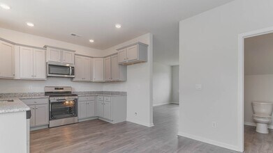 426 Dorney Rd in Lexington, SC - Building Photo - Building Photo