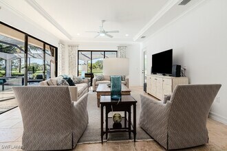 3273 Runaway Ln in Naples, FL - Building Photo - Building Photo