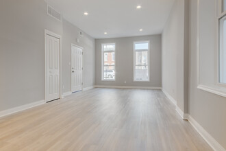 1536 N Talman Ave in Chicago, IL - Building Photo - Building Photo