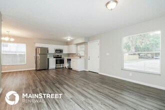 913 E Ida St in Tampa, FL - Building Photo - Building Photo