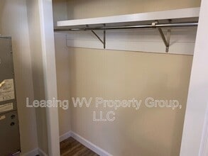 5208 Rocky Fork Rd in Cross Lanes, WV - Building Photo - Building Photo