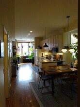 1524 W Augusta Blvd-Unit -2F in Chicago, IL - Building Photo - Building Photo