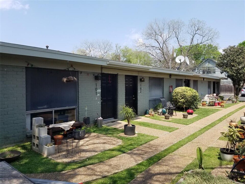 606 W 51st St in Austin, TX - Building Photo