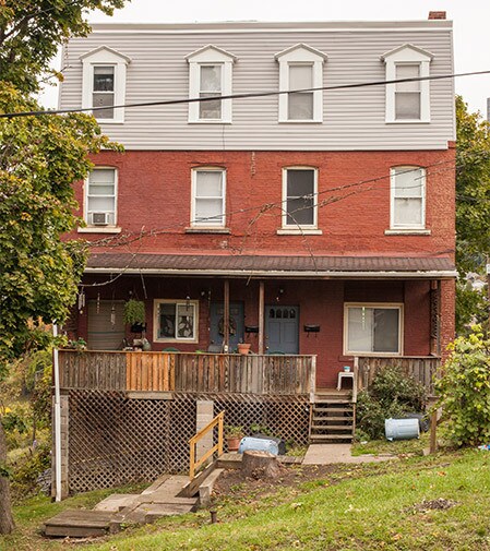 1402 W Sycamore St in Pittsburgh, PA - Building Photo - Building Photo