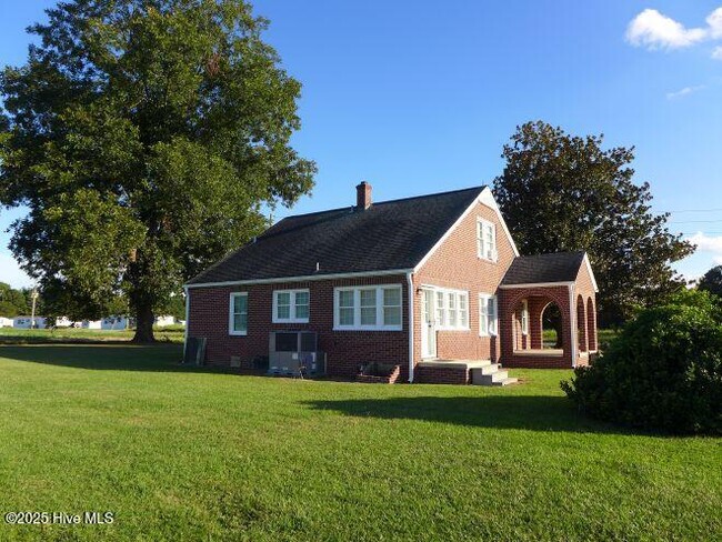 747 Hood Swamp Rd in Goldsboro, NC - Building Photo - Building Photo