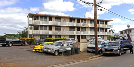 Breezeway in Waipahu, HI - Building Photo - Building Photo