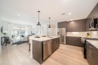 418 Palisade Ave in Jersey City, NJ - Building Photo - Building Photo