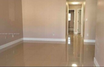 2228 Polk St in Hollywood, FL - Building Photo - Building Photo