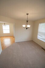 4708 Manhasset Dr in Columbia, MO - Building Photo - Building Photo