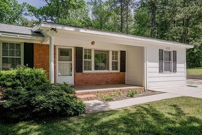 112 Old Meadowbrook Dr in Garner, NC - Building Photo - Building Photo