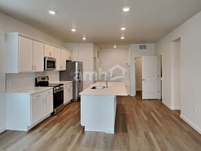 26147 E Calhoun Pl in Aurora, CO - Building Photo - Building Photo