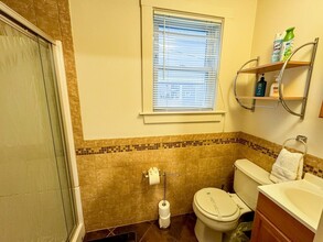 29 Montgomery St, Unit 1 in Cambridge, MA - Building Photo - Building Photo