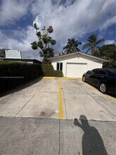 1267 NE 127th St in North Miami, FL - Building Photo - Building Photo
