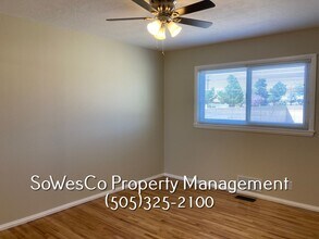 2001 Mesa Verde Ave in Farmington, NM - Building Photo - Building Photo