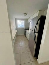 7101 SW 89th Ct in Miami, FL - Building Photo - Building Photo