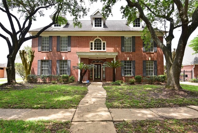 4007 Alice Dr