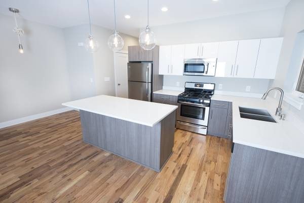 1610 E Belleview Pl, Unit Lower