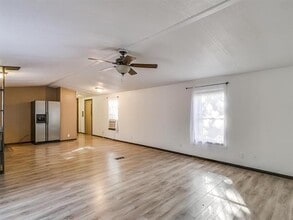 1802 Whispering Oaks St in Burleson, TX - Building Photo - Building Photo