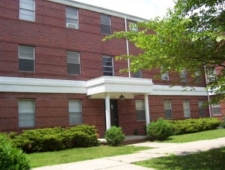 Woodlawn Terraces Apartments in Beckley, WV - Building Photo - Building Photo