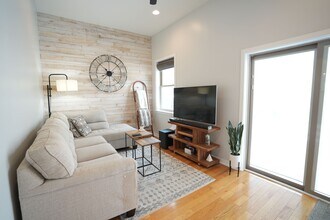 341 Cantrell St in Philadelphia, PA - Foto de edificio - Building Photo