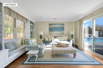 5 Penny's Path in Shelter Island, NY - Building Photo - Building Photo