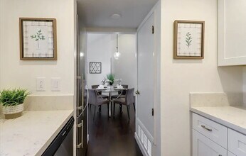 478 N Winchester Blvd in Santa Clara, CA - Building Photo - Building Photo