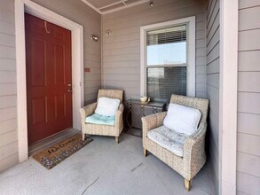 21 Mina Ave in Memphis, TN - Foto de edificio - Building Photo