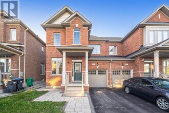 8 Fitzgibson St in Brampton, ON - Building Photo - Building Photo