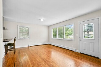 198 Macon Dr in Bridgeport, CT - Building Photo - Building Photo