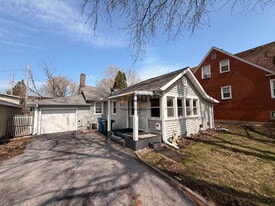 707 E 118th St in Whiting, IN - Building Photo