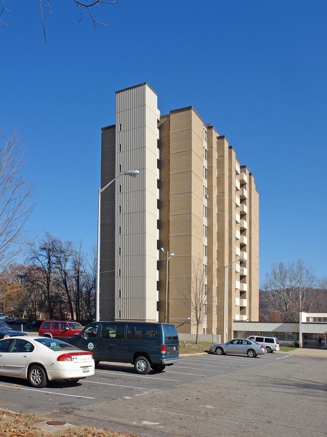 Aston Park Tower in Asheville, NC - Building Photo - Building Photo