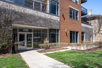 1111 N Marshall St in Milwaukee, WI - Building Photo - Building Photo