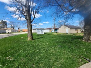 4988 Jefferson St in Gary, IN - Building Photo - Building Photo