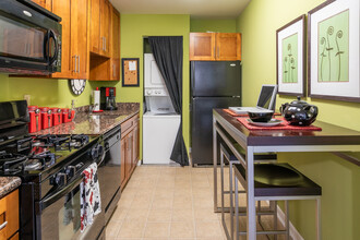 Ridge View Apartment Homes in Rosedale, MD - Foto de edificio - Interior Photo