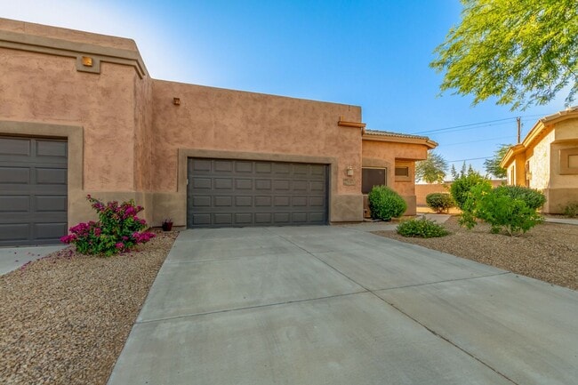 property at 26 S Quinn Cir
