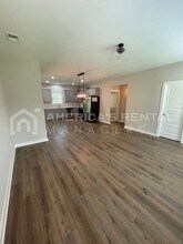 56 Buckhorn Cir in Weaver, AL - Building Photo - Building Photo