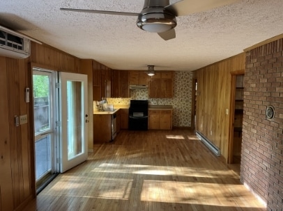 1151 Bear Branch Rd in Mars Hill, NC - Building Photo - Building Photo