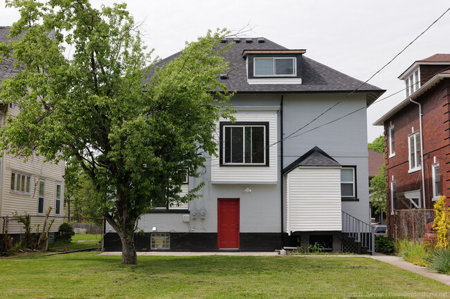 266 King St, Unit 2 in Detroit, MI - Building Photo - Building Photo