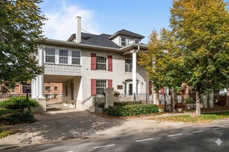 851 N Clarkson St in Denver, CO - Foto de edificio - Building Photo